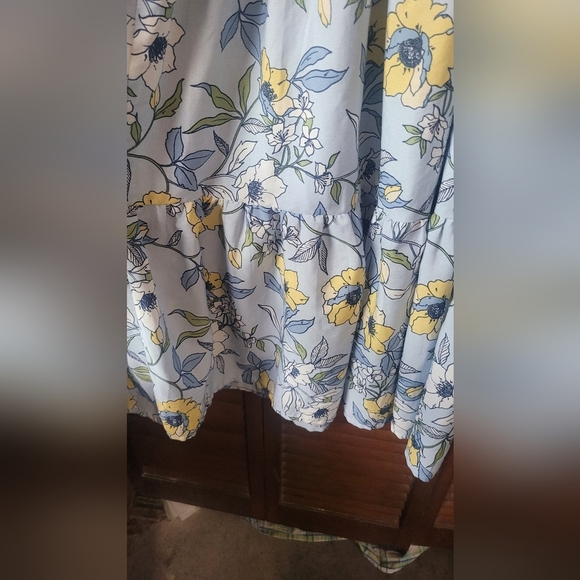 Floral Denim Maxi Dress - Picture 7 of 8